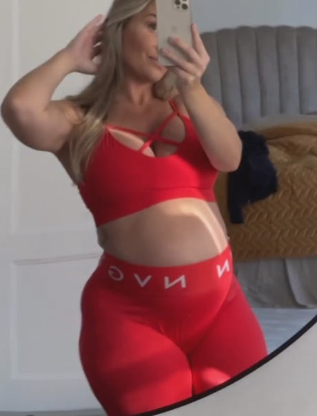 tiny onlyfans sexy naked pics