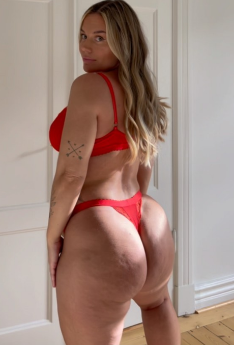 Elin Hedstrom model photo