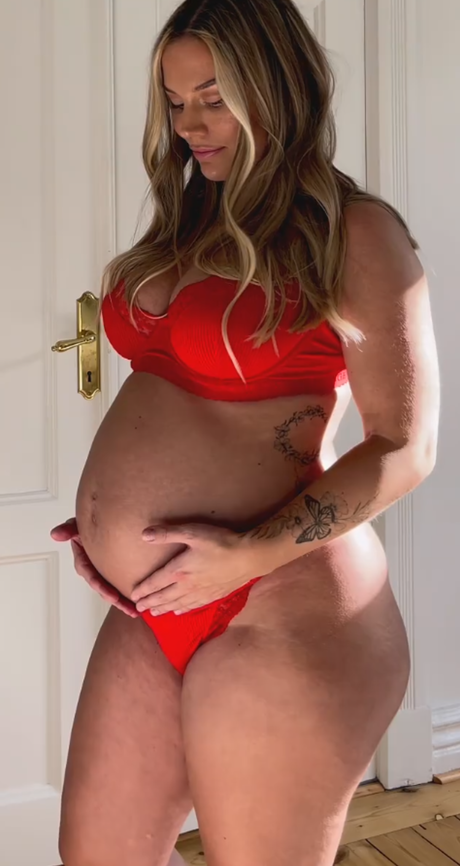 summer trans onlyfans adult images