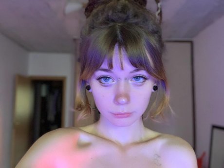 shemale cum in mouth onlyfans erotic pics