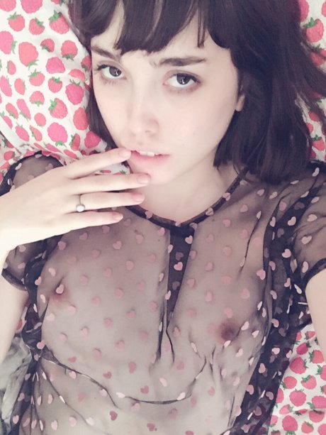 _Zoe Flood beautiful pornstar img