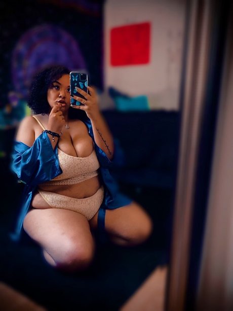 Littyliya erotic actress photo