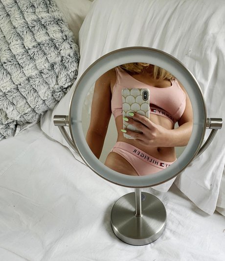 cuckold feet onlyfans naked pic