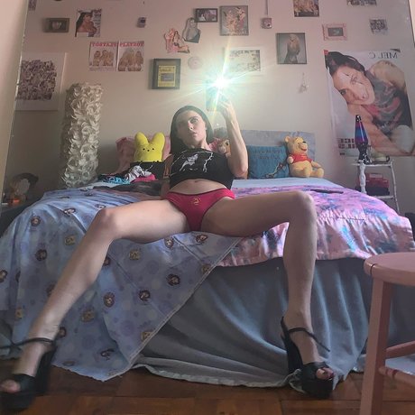 Brooke Lynn Mitchell free pornstar image