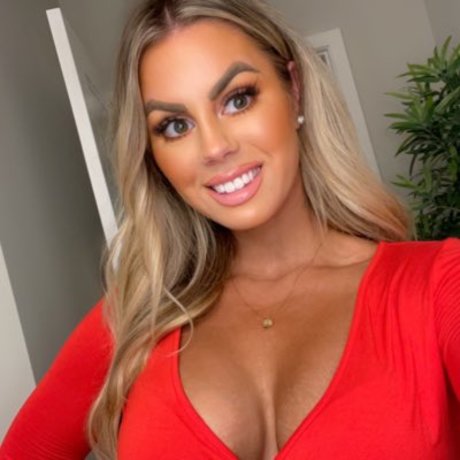 Melissa Fakler pretty actress image