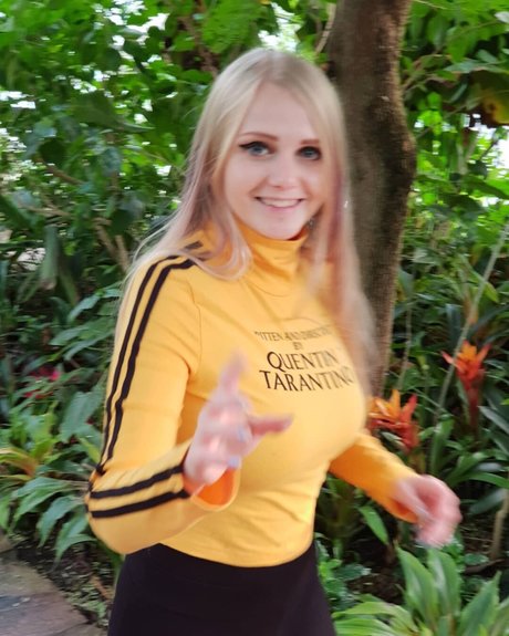 Invaderdd Dee Mente pornstar perfect pictures