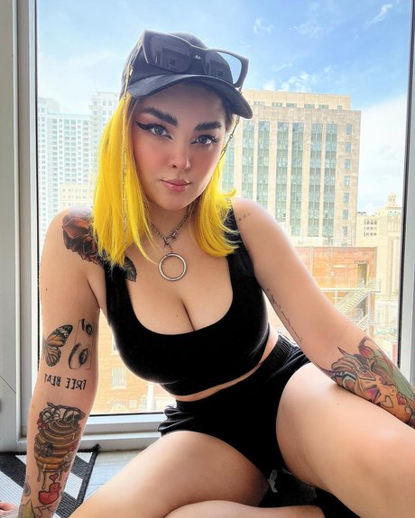 Javiera Orellana porn model img