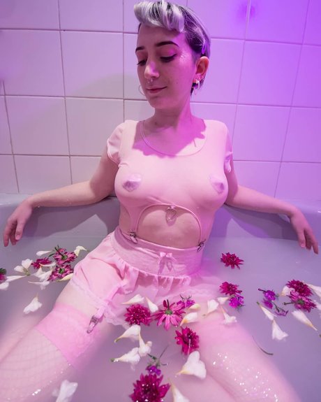 Jazmin Pastela sexy star pic