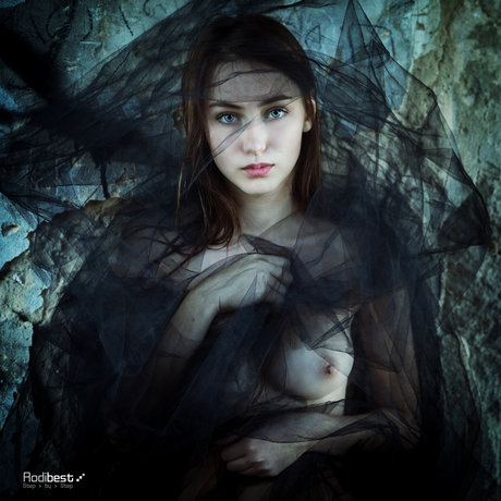 Kristina Mikulishsky_ naked actress image