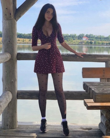 Roksana Holodova_ sex pornstar img