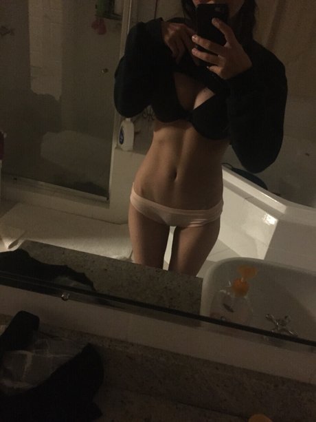 Loser Dyke star free images