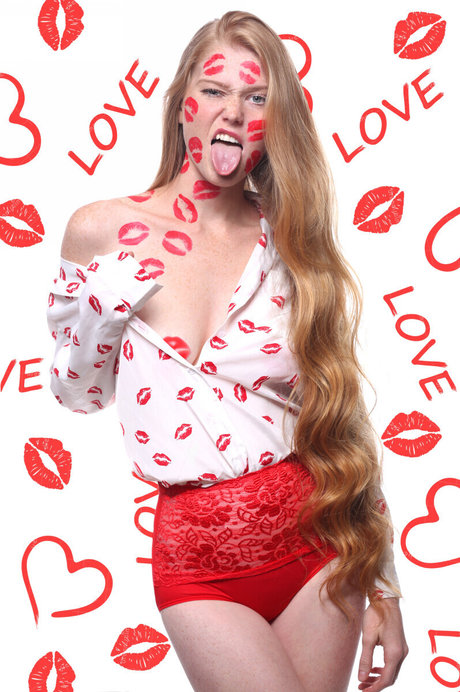 Anna Niro star beautiful img