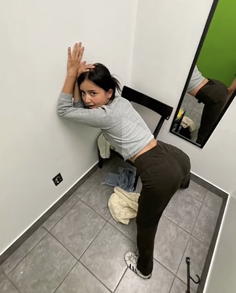 i am clementine porn star photo