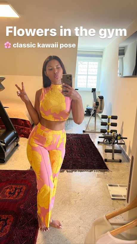 Steph Esther pornstar perfect img