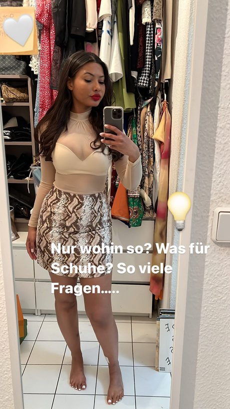 Steph Esther nude star photo