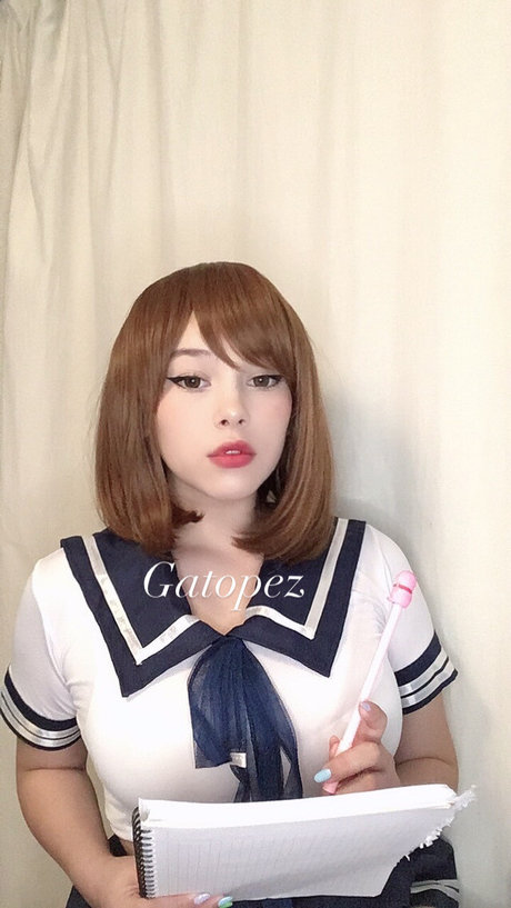 Gato Pez pornstar naked images