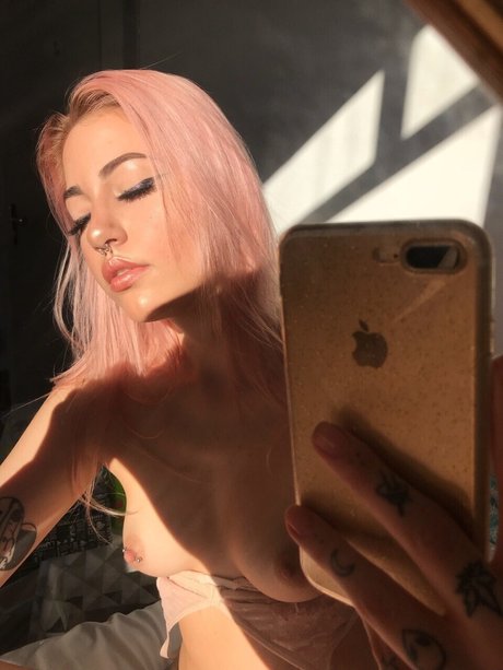 Hillmayer nude pornstar pics