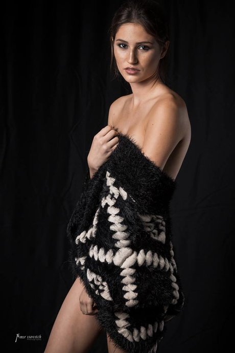 Kochava Pavlo sexy actress pics