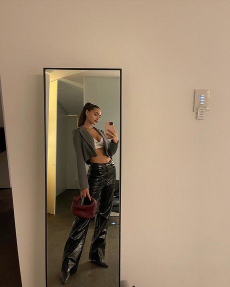 blonde princess onlyfans free image