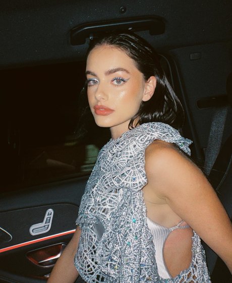 Yael Shelbia high quality star gallery