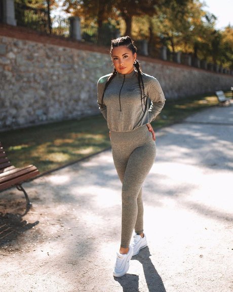 mommy onlyfans nude pic