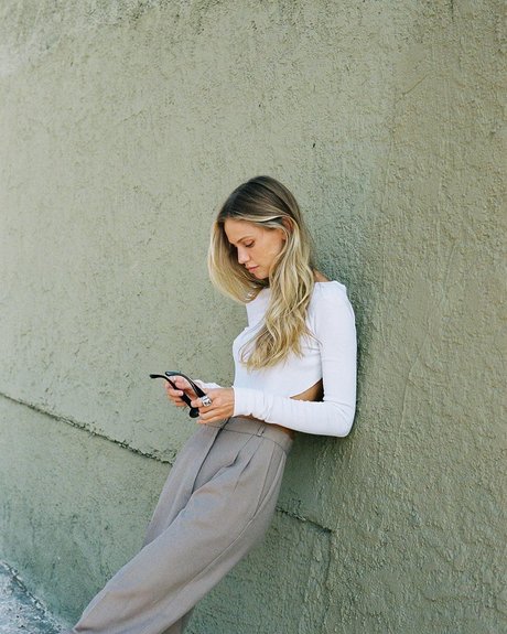 young onlyfans naked galleries