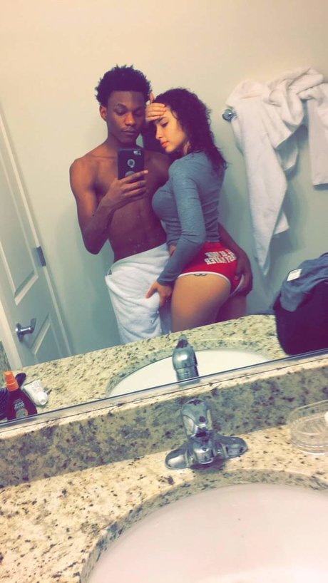 Ash Kash exclusive pornstar photos