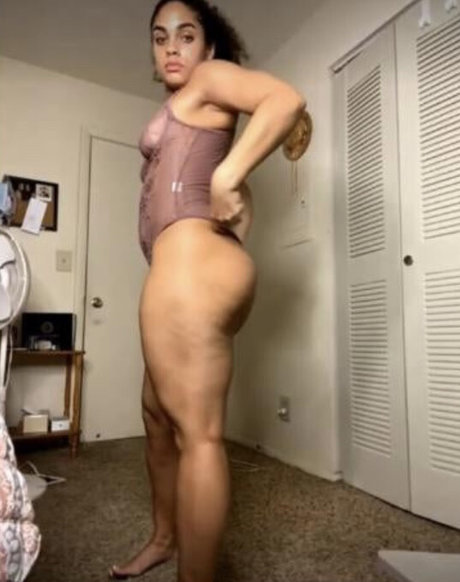 Ravyn Rochelle_ free actress archive