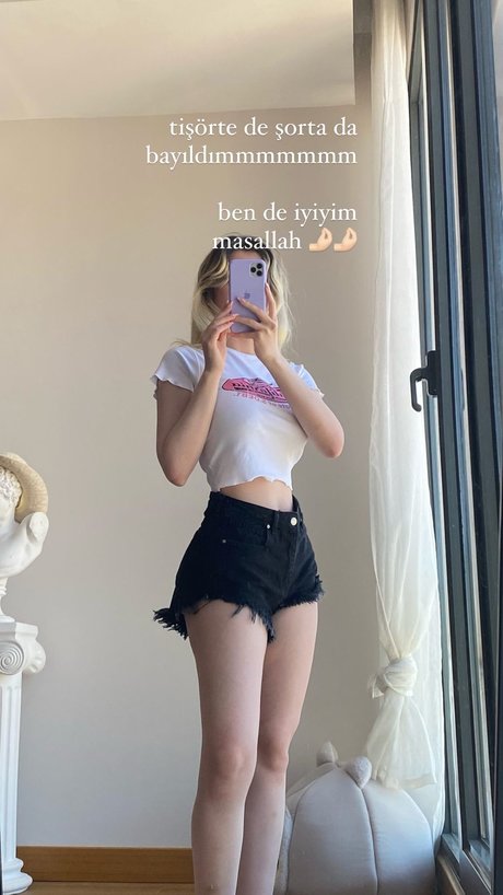 _Kardelen Oeztas star porn gallery