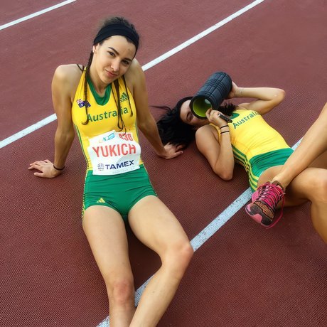 Alanah Yukich_ model sexy gallery