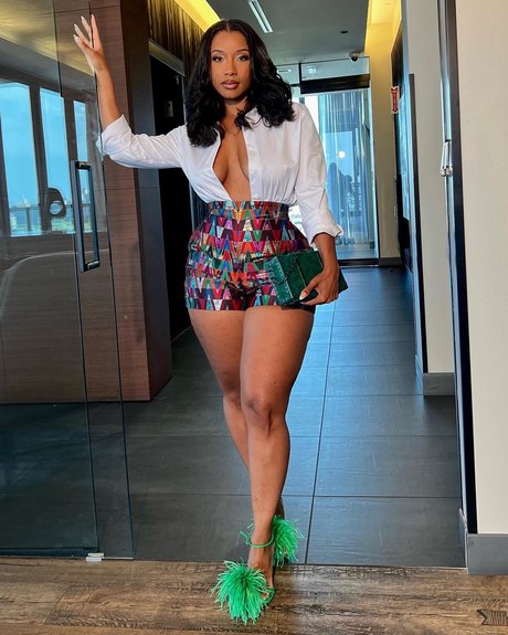 Jazzmine Jackson star sexy pics