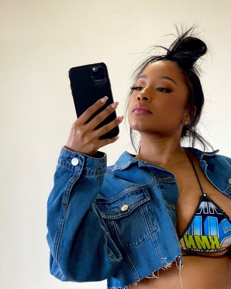 skinny shemale onlyfans porn galleries