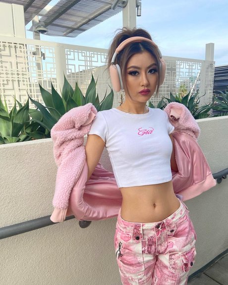 Dj Camgirl_ model perfect pictures