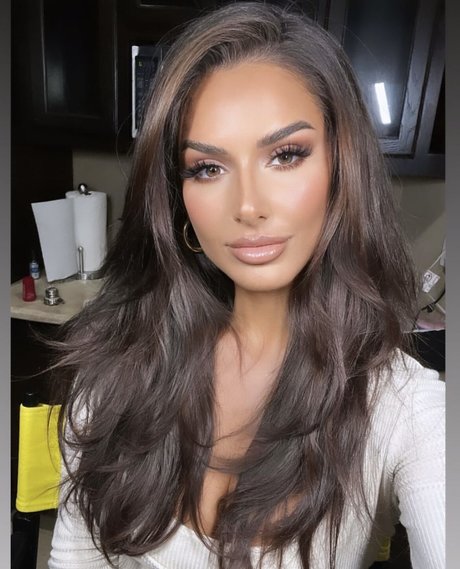 Katherine Eftekhari_ actress image