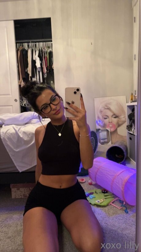 Lillian Delaney pornstar sex picture