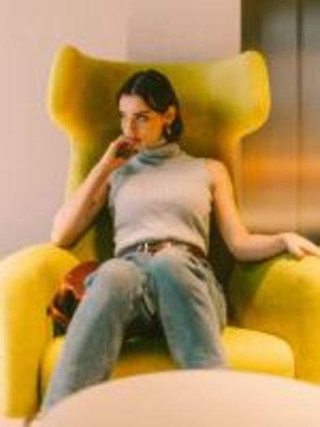 Roxane Eylaud_ model best pictures