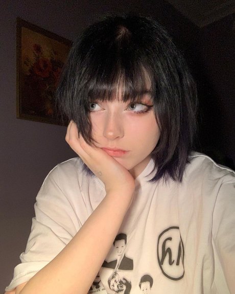 Sqwrtick_ model hot archive