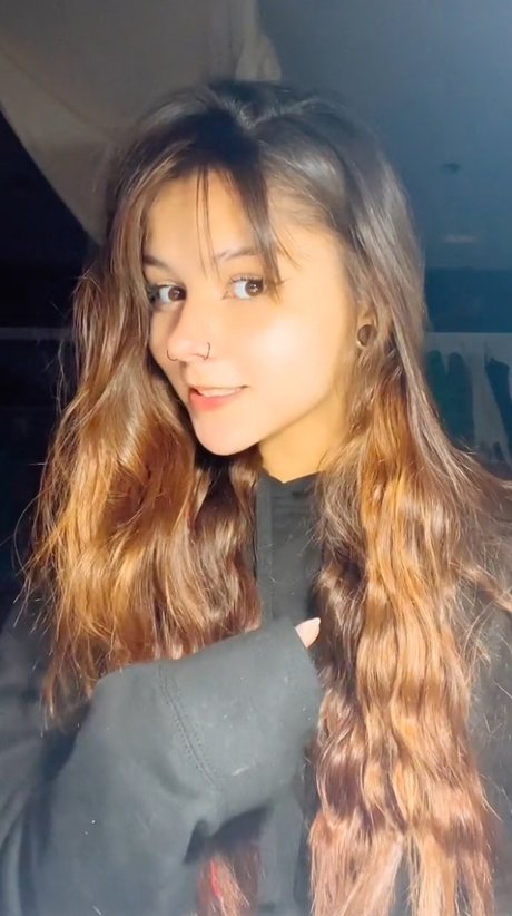 Sxvsy star naked photo