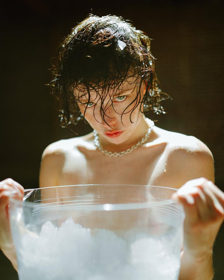 Suzieson perfect model pic