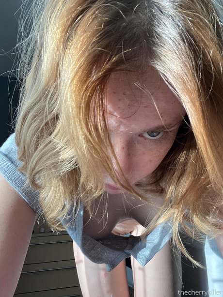 Suzieson porn model pictures