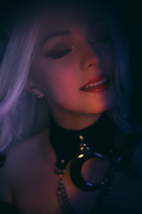 Dear Iris exclusive model archive