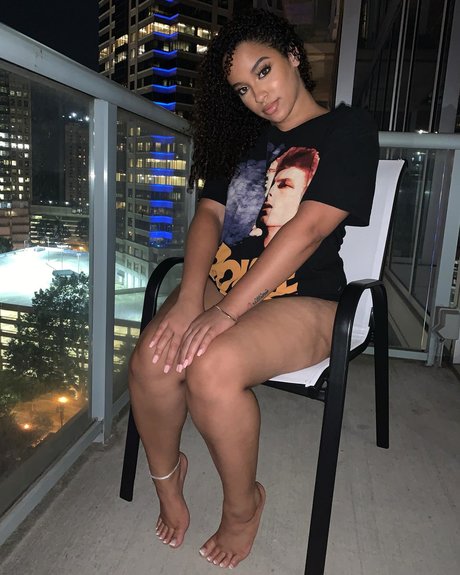 Falliie star nudes image