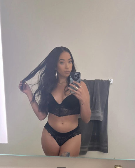 Kassandra Lee_ hd model picture