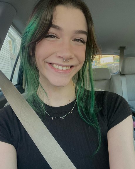 Akamerae_ nudes pornstar picture