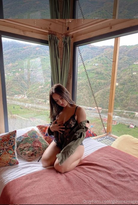 shemale handjob onlyfans hot porn pictures