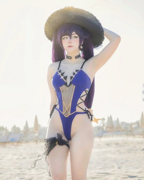 Little Giuli star art pics