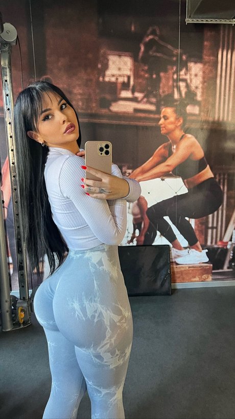 Jana Colovic model adult img