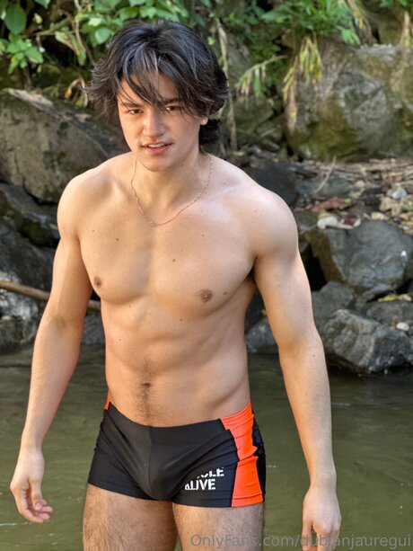 Dubianjauregui beautiful star photos