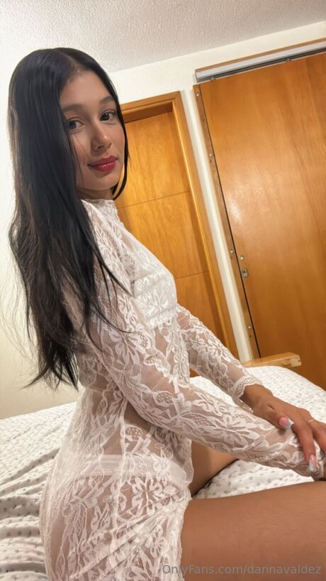 Dannavaldez beautiful actress photo