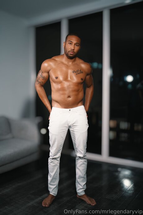 Mrlegendaryvip erotic pornstar pic